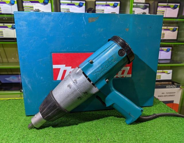 Гайковерт ударный makita 6906. Гайковерт makita 6906.