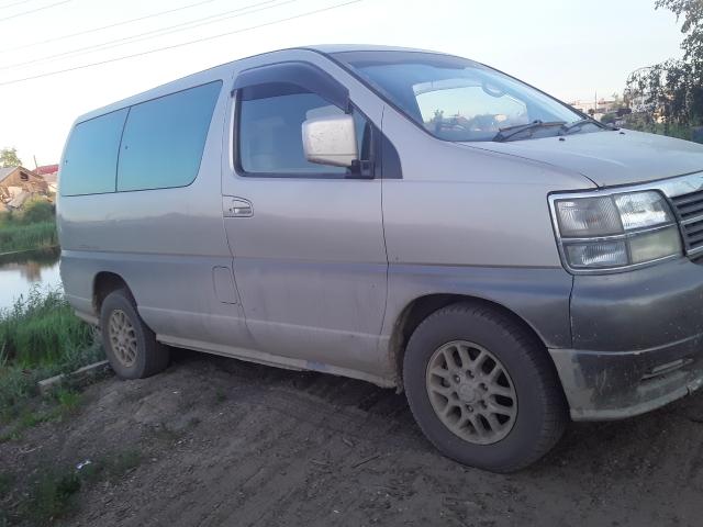 Ниссан эльгранд 1999