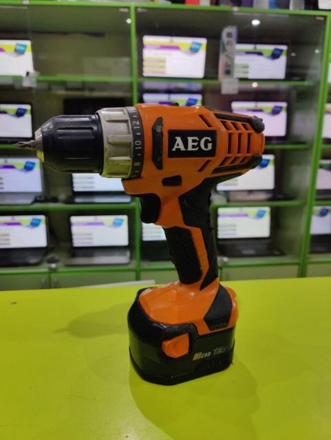 Aeg bs12g