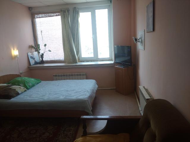 Семейное общежитие. Сдам комнату в центре. Фото гостинки с обычным ремонтом. Комната в квартире калининград. Сдам комнату в центре.