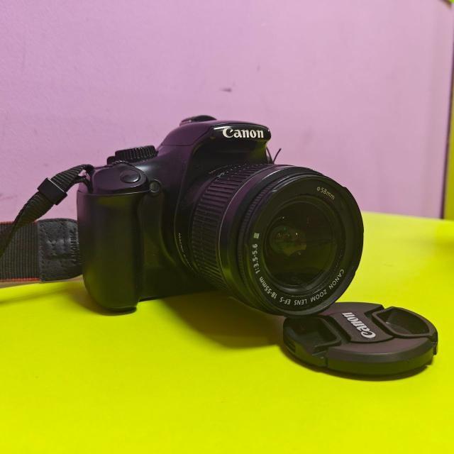 Зеркальный фотоаппарат Canon DS126191
