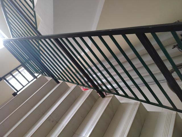 Требуются бригада сварщиков.