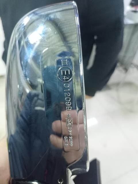 дефлектор капота тлк 100 plastic. фара ксенон tlc 100. фара тлк 100 рестайлинг. тойота лэнд крузер 100 дальний свет. Tlc 100 спереди.