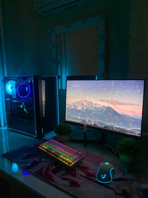 5. 25. Контроллер вентиляторов aerocool. Aerocool touch 2000 touch panel. Корпус мастер кулер днс.