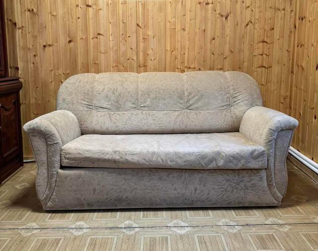 Недорогой диван раскладной. Бэушный диван. Диван в отличном состоянии. Бэушную мебель диван. Диванчик тобольск.