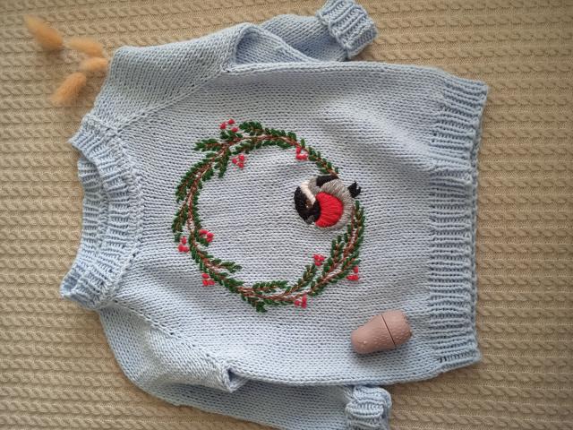 Свитера ручной вязки женские. Вязаные вручную кофты. Джемпер с косами и шишечками. Вязаные вручную кофты. Вязаные вручную кофты.