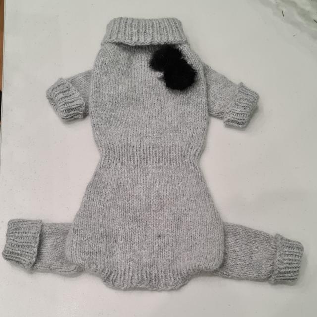комбинезон спицами для новорожденного от 0до 3. детский вязаный комбинезон. комбинезон вязаный для новорожденного спицами. детский вязаный костюмчик. комбинезон связать на год.