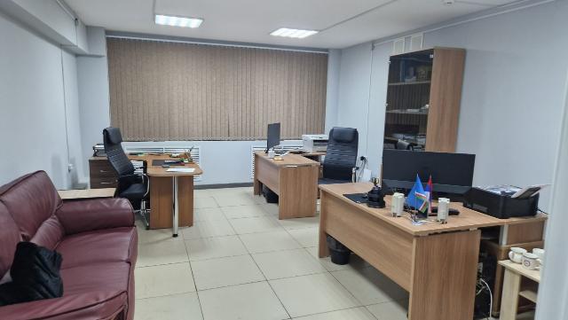 Работа сдавать помещения в аренду. Помещения под сдачу. Коммерческое предложение по аренде. Площадь офисного помещения. Работа сдавать помещения в аренду.