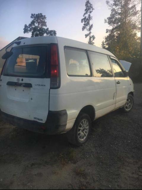 Toyota town ace 1999. Toyota town ace 1999. тойота таун айс 1999 года. Toyota town ace дизельный 1999. 8 1999г подкапотка.