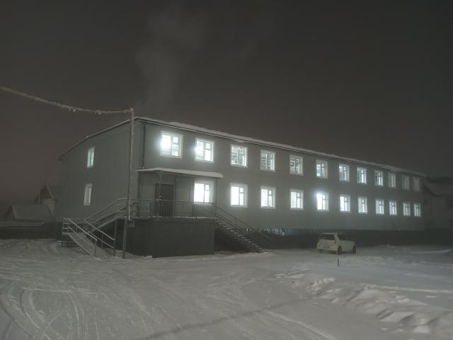 Схема работы системы кондиционирования. Схема компрессионного теплового насоса. Тепло на входе и на выходе. Тепловой насос френетта. Норма температуры теплоносителя в системе отопления в квартире.