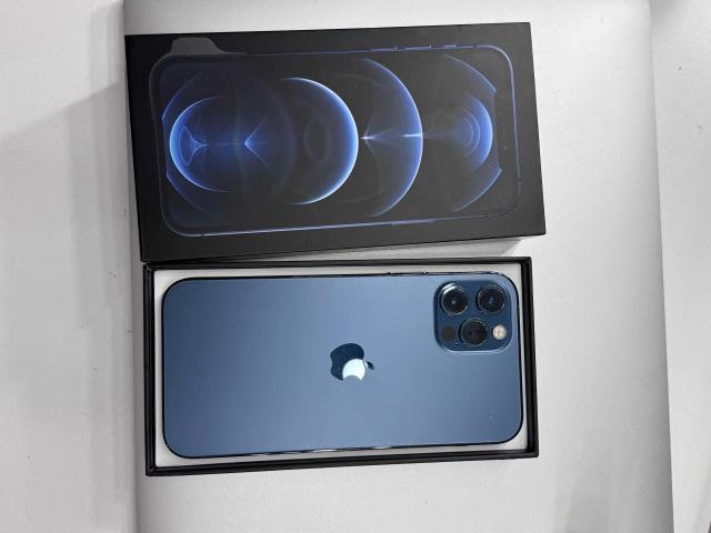 зарядное устройство для айфон 12 про