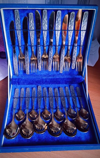 (х20). столовые приборы royal 72 предмета рояль. набор столовых приборов павловский завод "волна". металлические столовые приборы. посуда и столовые приборы.