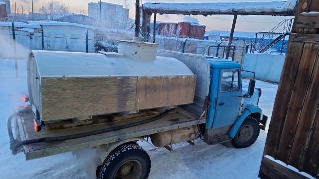 Иж 2715. Авто без доков. Само сообранные машины. Американский джанкярд в россии. Москвич иж 2715.