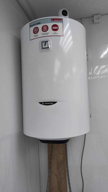 Водонагреватель zerten ez-50. Atlantic водонагреватель горизонтальный 50 литровый. Водонагреватель напольный 100 литров. Водонагреватель electrolux ewh 50 formax. Накопительный плоский водонагреватель термекс 30 л.