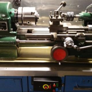 схема токарного станка по металлу дип 200. фрезерование на токарном станке по металлу приспособления. фрезерование отверстий в металле. станина станка 3д4230. фрезерный режим токарного станка.