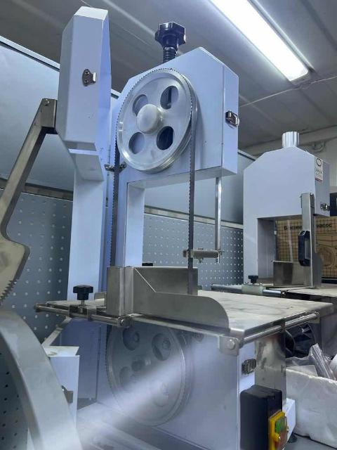 диск пильный 235*2,4*30*50т по ламинату. максимальный пропил. I. максимальный пропил. электролобзик aeg st 700 e.