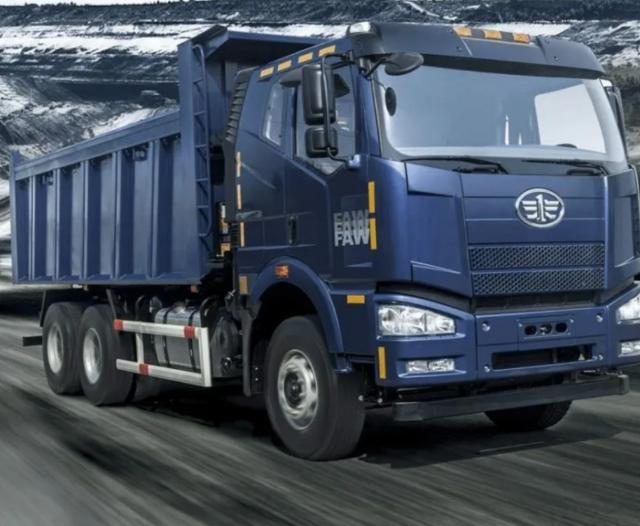 Самосвалы в якутии. Камаз 6520 полуприцеп. Самосвалы в якутии. Самосвал шакман' север. Самосвалы якутии.