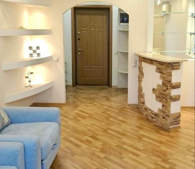 Райан рейнольдс и сандра баллок. (to skate). Skating to work. По местам съемок. Джеффри раш лучшее предложение.