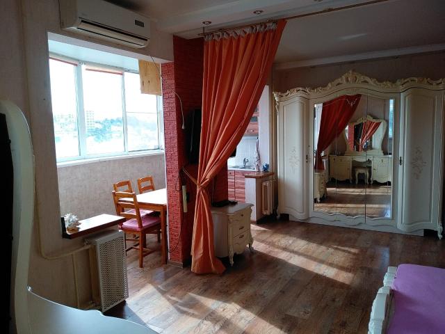 знаки электробезопасности. закрытие станций метро. удачного объезда. м2 закрыто. метро закрывается в москве.