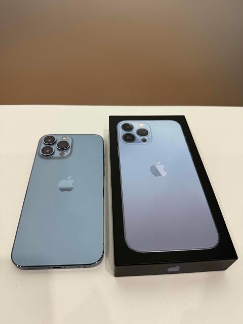 Apple 12 комплектация. Комплект айфон 13. Комплект айфон 13. Iphone 13 pro max комплект телефона. Iphone 11 pro max комплект.