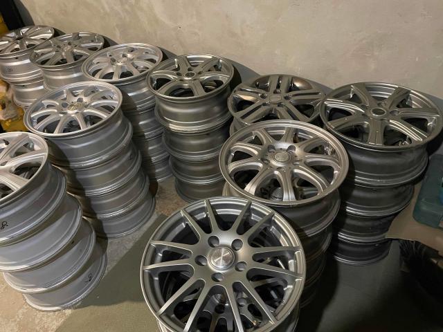 Литье пластика под давлением. 4261148090 диск клюгер. Мелкосерийное литье пластика. Диски rial giro r r17. Контрактное литье.