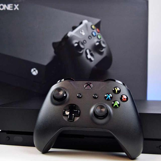 Xbox one s. Xbox one x черный. Игровая приставка xbox one x. Xbox one x 1tb. Xbox one x1.